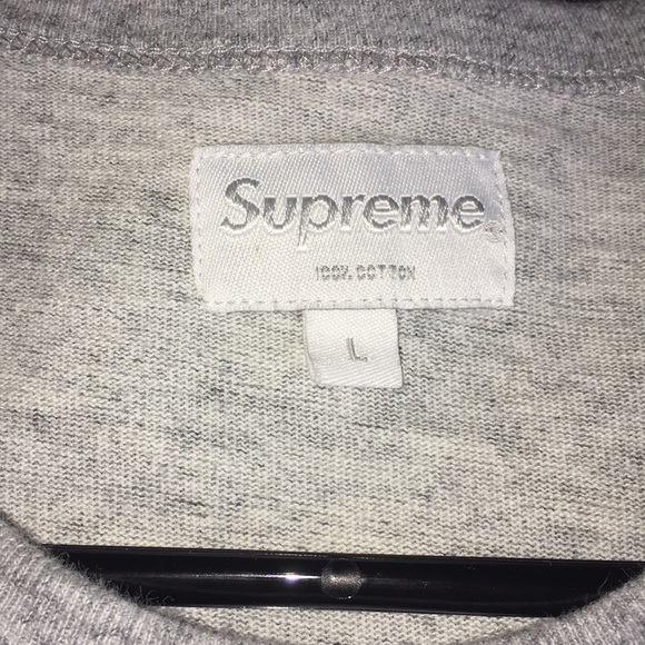 Supreme tee size L - Picture 2 of 3